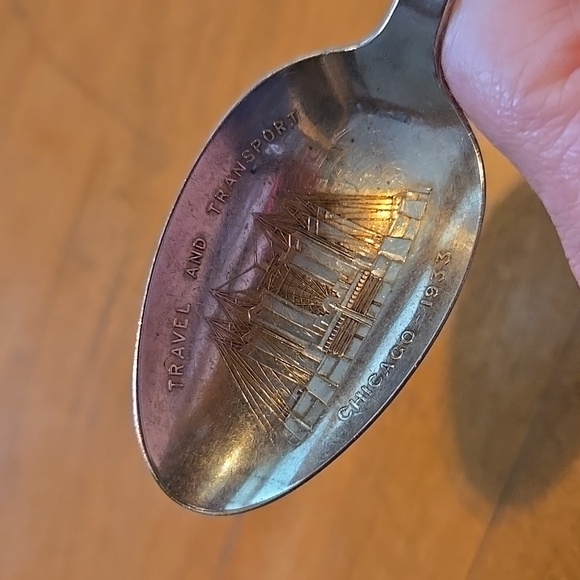 CHICAGO 1933 WORLDS FAIR SOUVENIR SPOONS - Picture 4 of 6